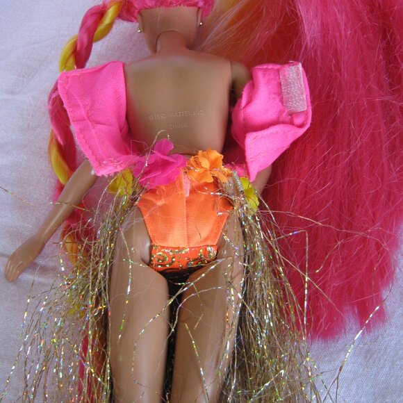 Barbie Hula Hair Doll Articulated Blue Eyes 1993 Gold Grass Skirt Tropic Mattel - Picture 5 of 7